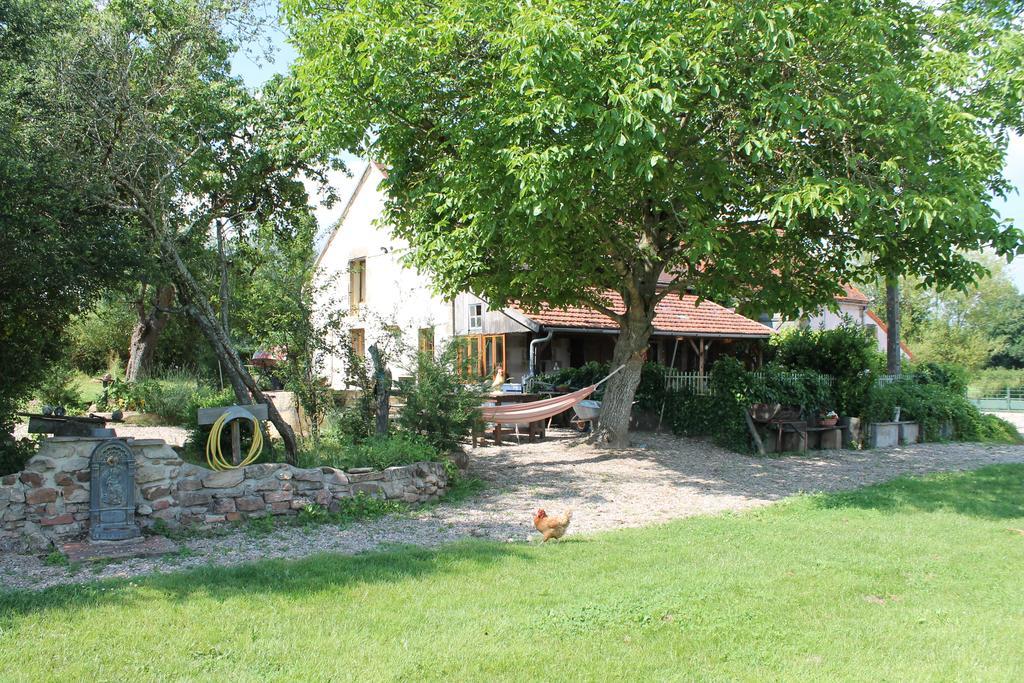 Bed and Breakfast Le Bon Coeur Ygrande Zimmer foto