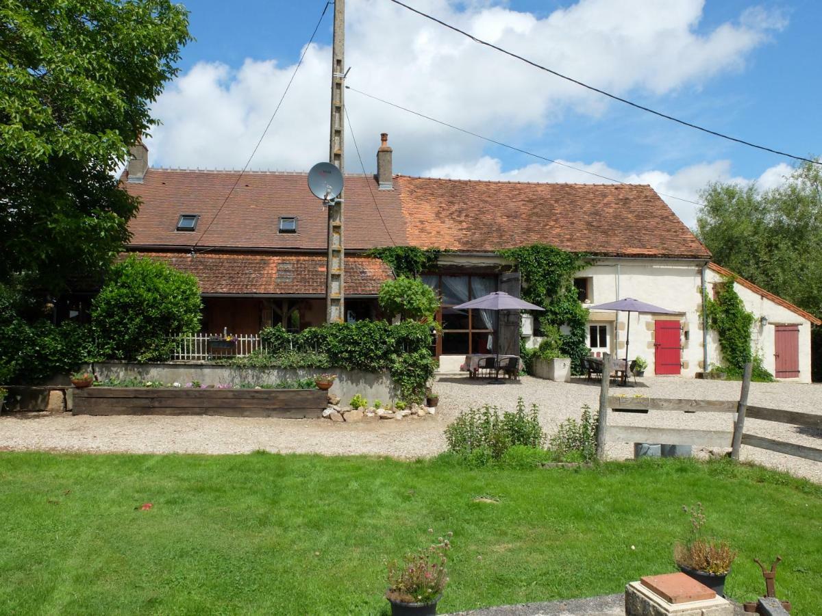 Bed and Breakfast Le Bon Coeur Ygrande Exterior foto