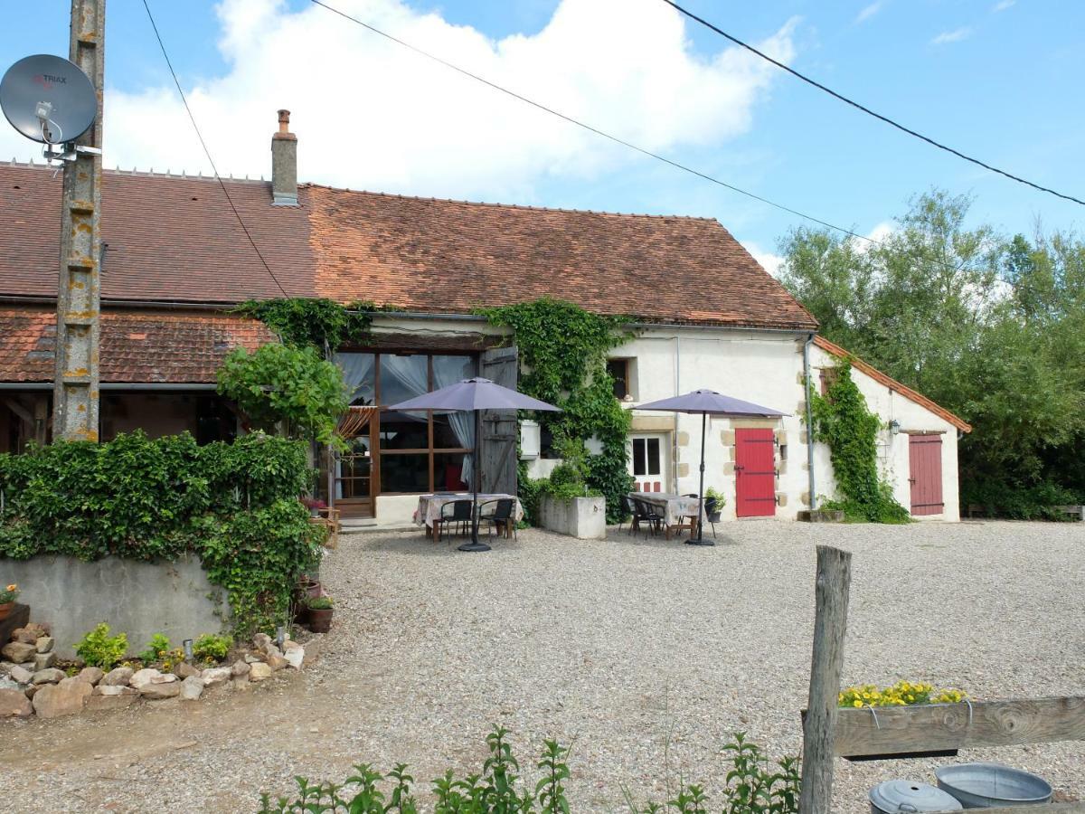 Bed and Breakfast Le Bon Coeur Ygrande Exterior foto